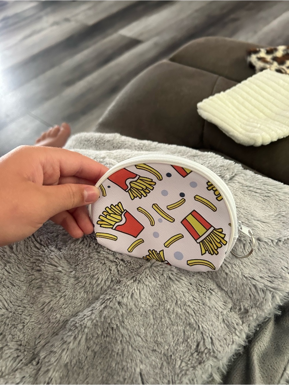 🔥$2 Kids French Fry Print Coin Pouch - White